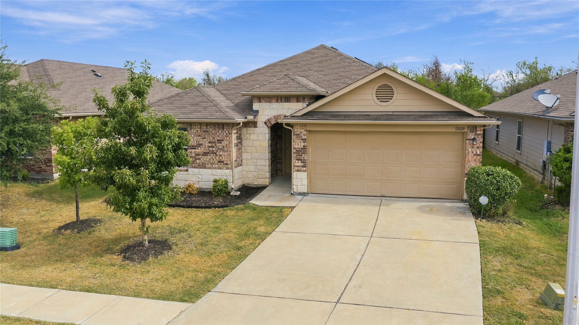11820 Jamie Dr — photo