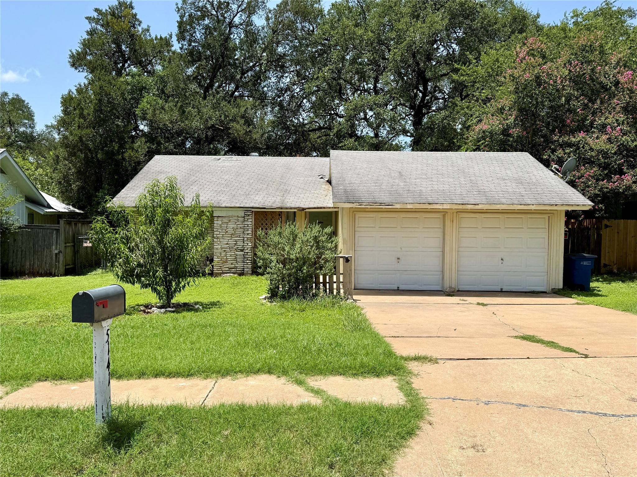 5141 Meadow Creek Dr — photo
