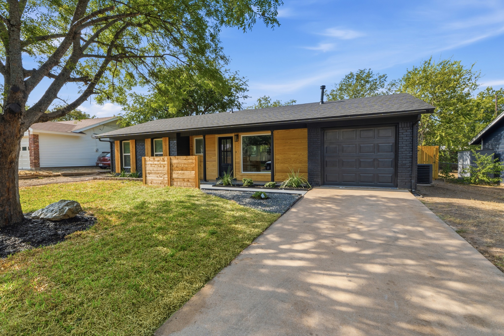 6705 Esther Dr — photo