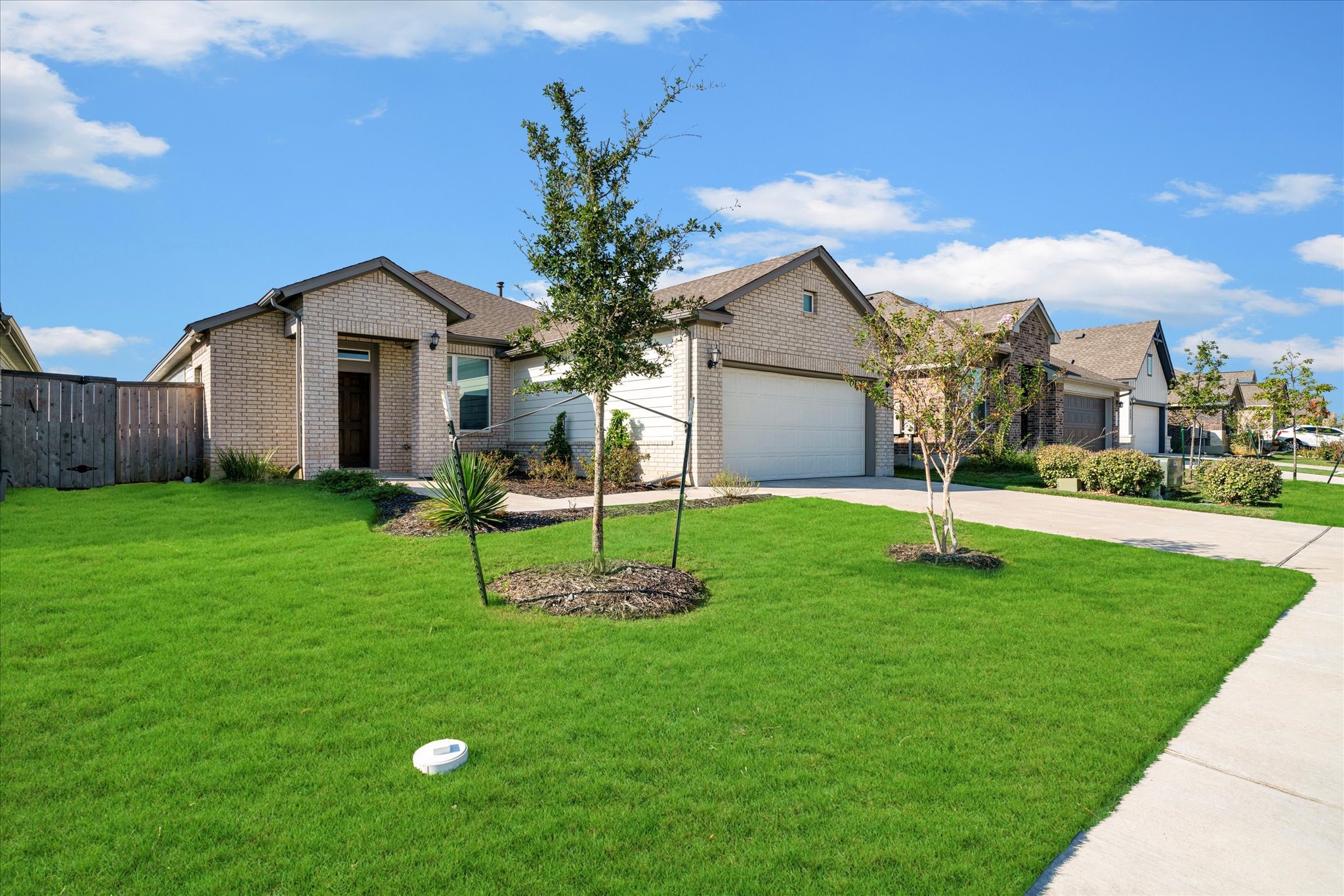 119 Thurston Dr — photo