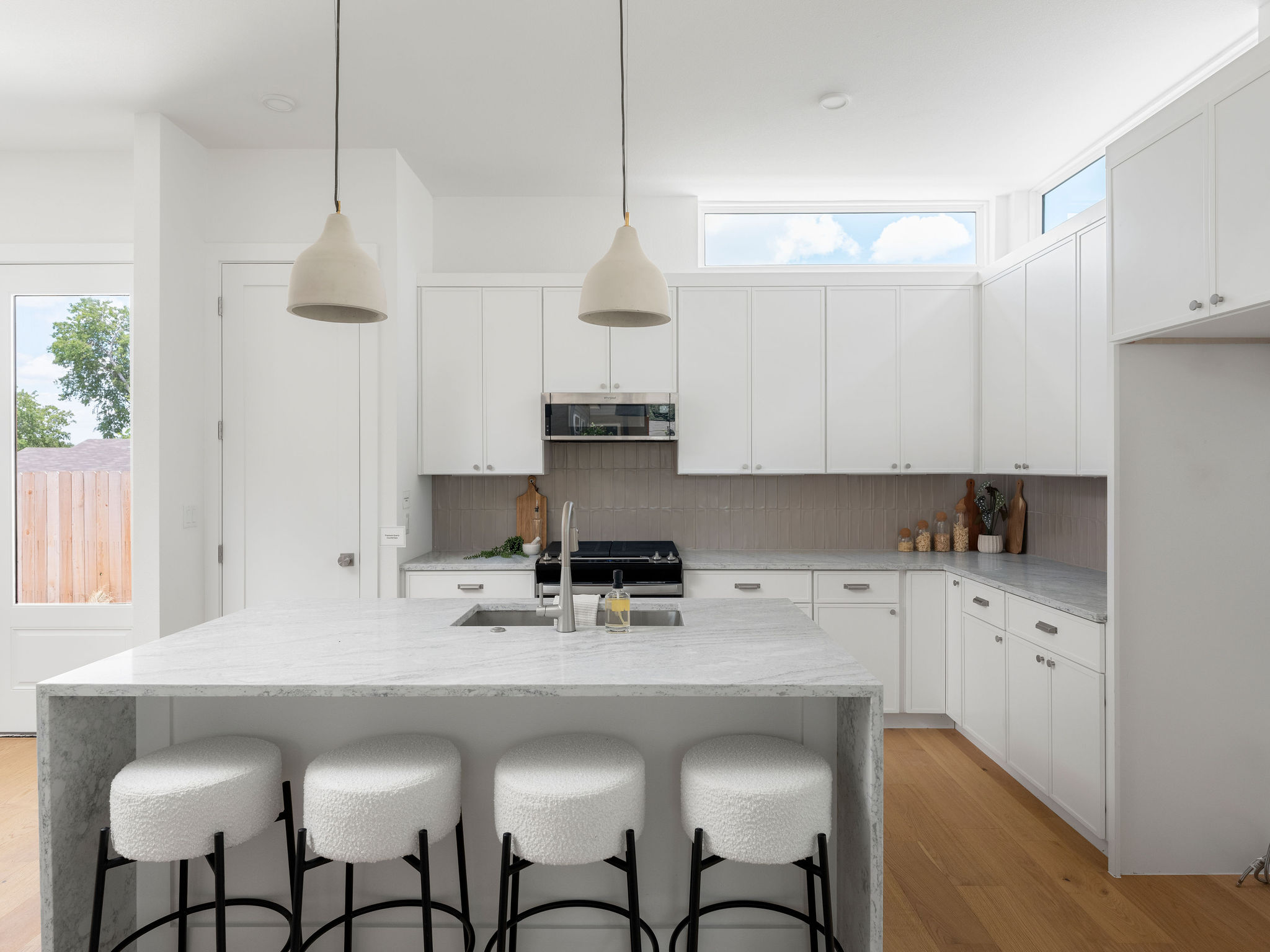 6407 Bradsher I — photo
