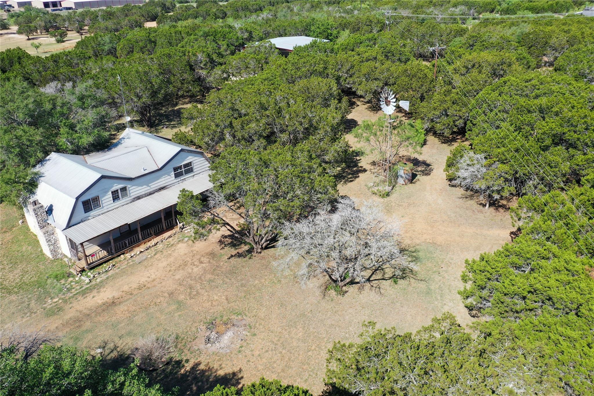 401 Exeter Road, Spicewood, TX 78669