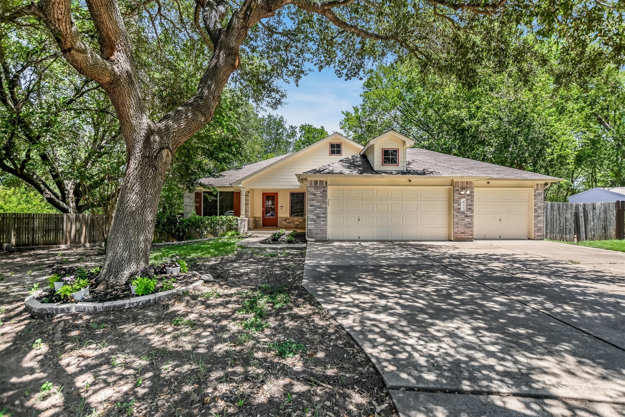 413 Patton CV — photo