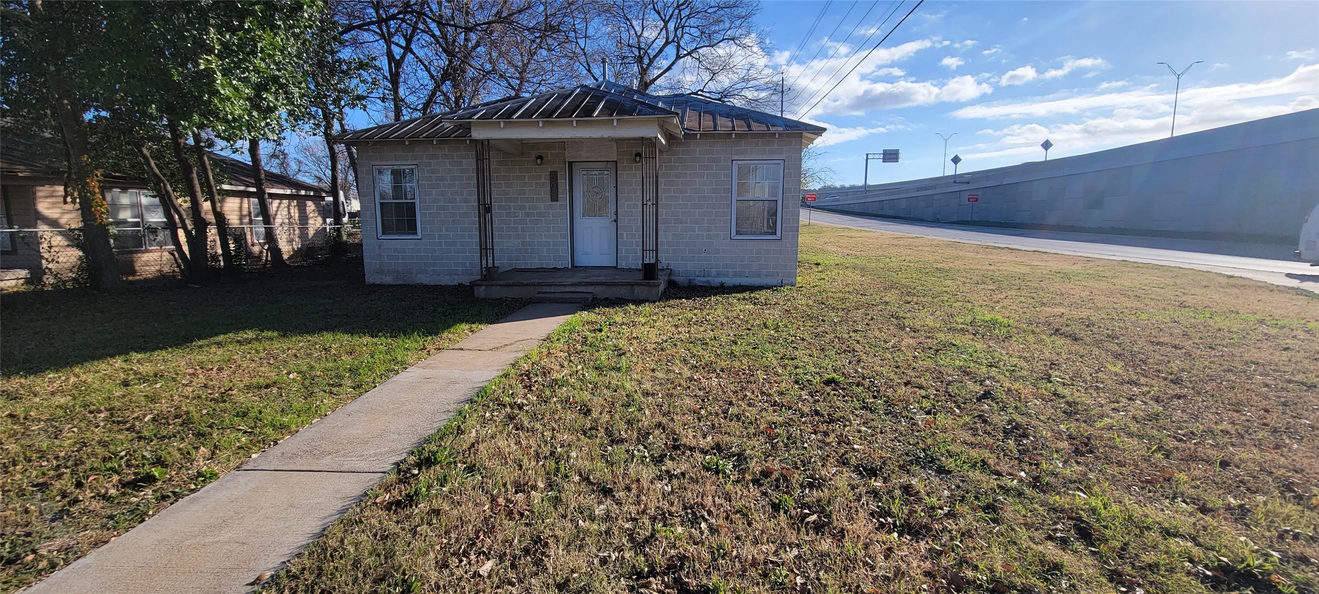 503 Martin Luther King Dr — photo