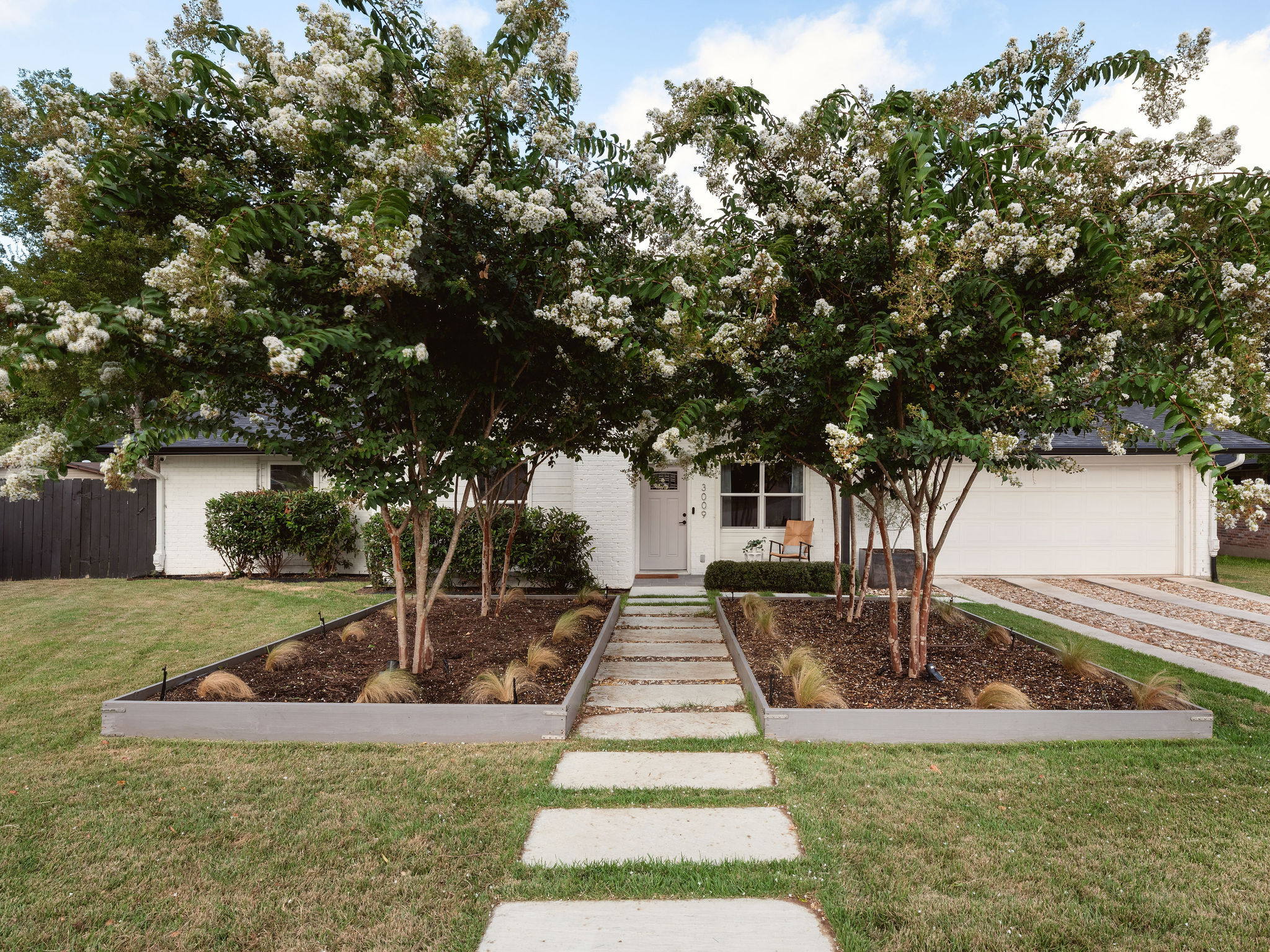 3009 Val Dr — photo