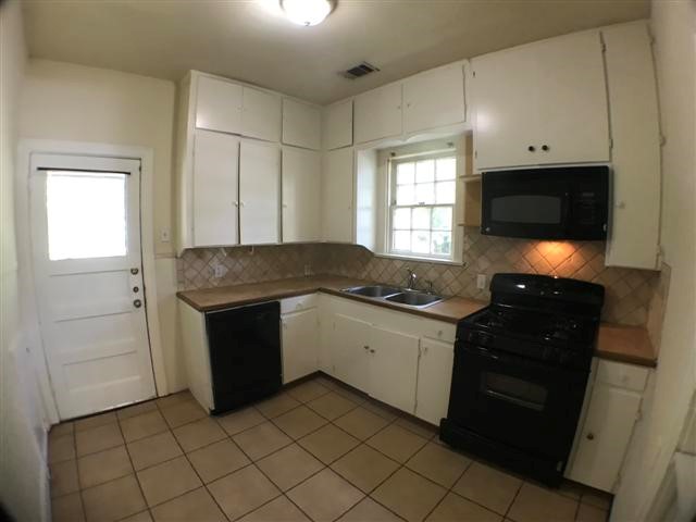 2900 Hampton Road, Austin, TX 78705 — photo 2