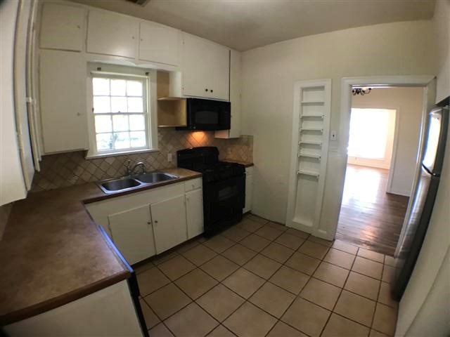 2900 Hampton Road, Austin, TX 78705 — photo 3