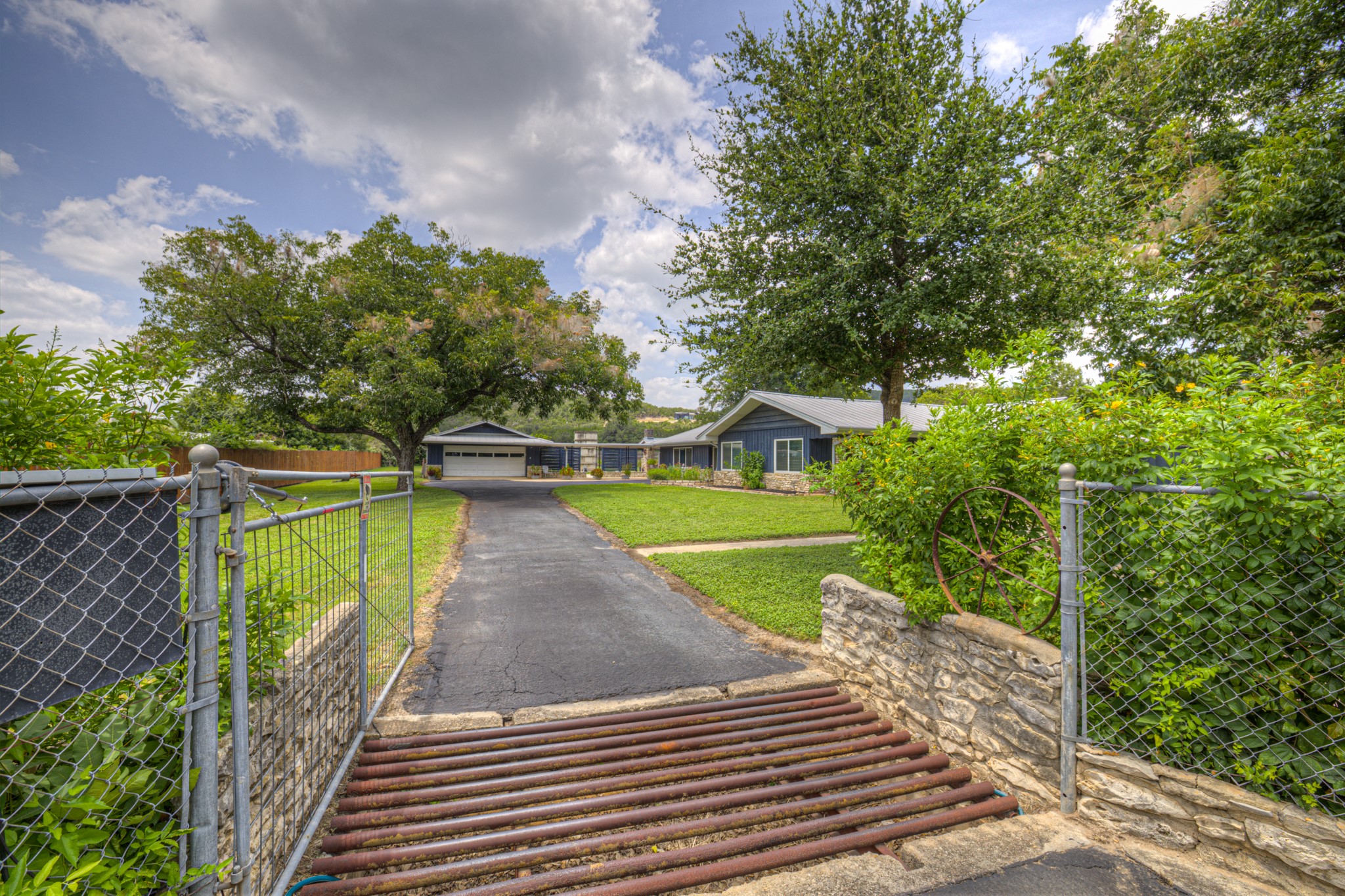 635 Riverside Path, Canyon Lake, TX 78133 — photo 3