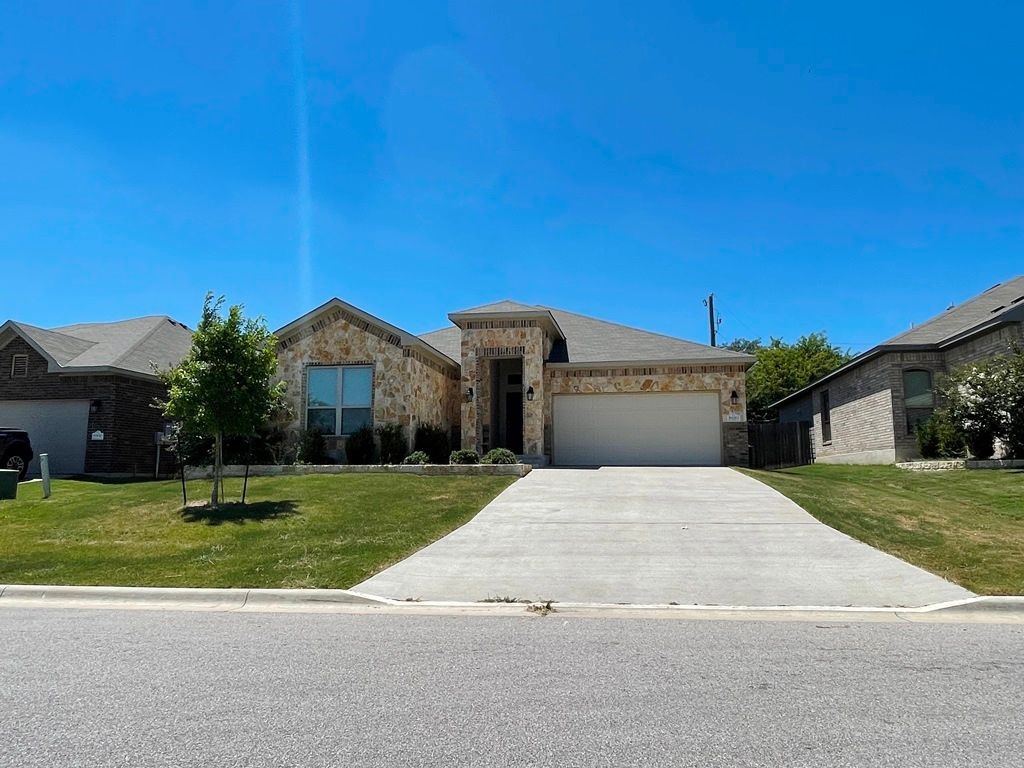 5820 Blackstone Dr — photo
