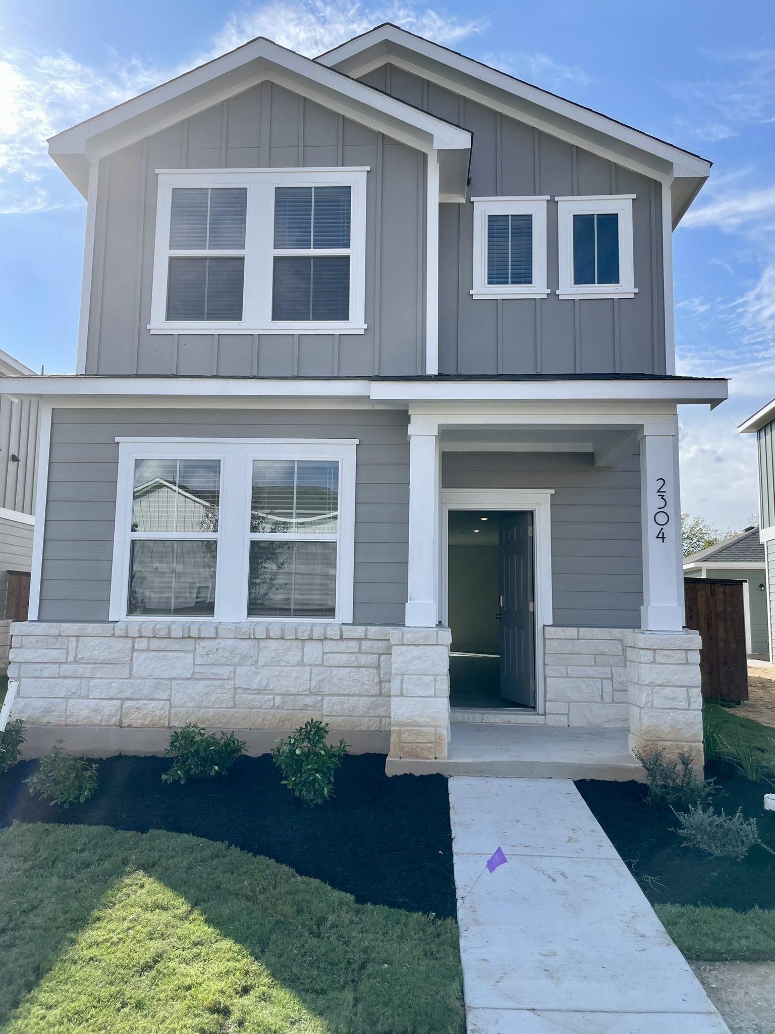 2304 Jack Nora Way — photo