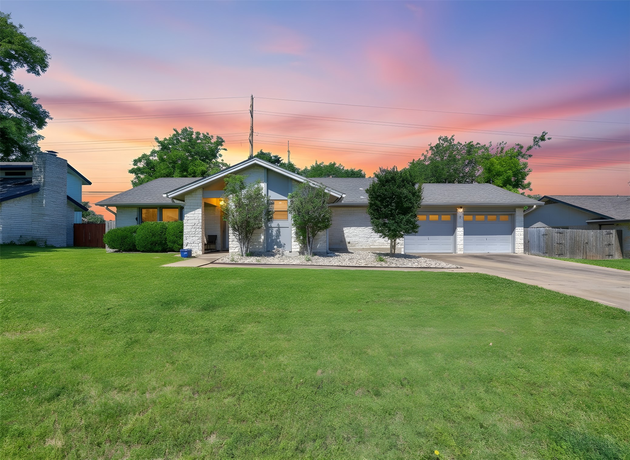 1002 Deep Wood Dr — photo