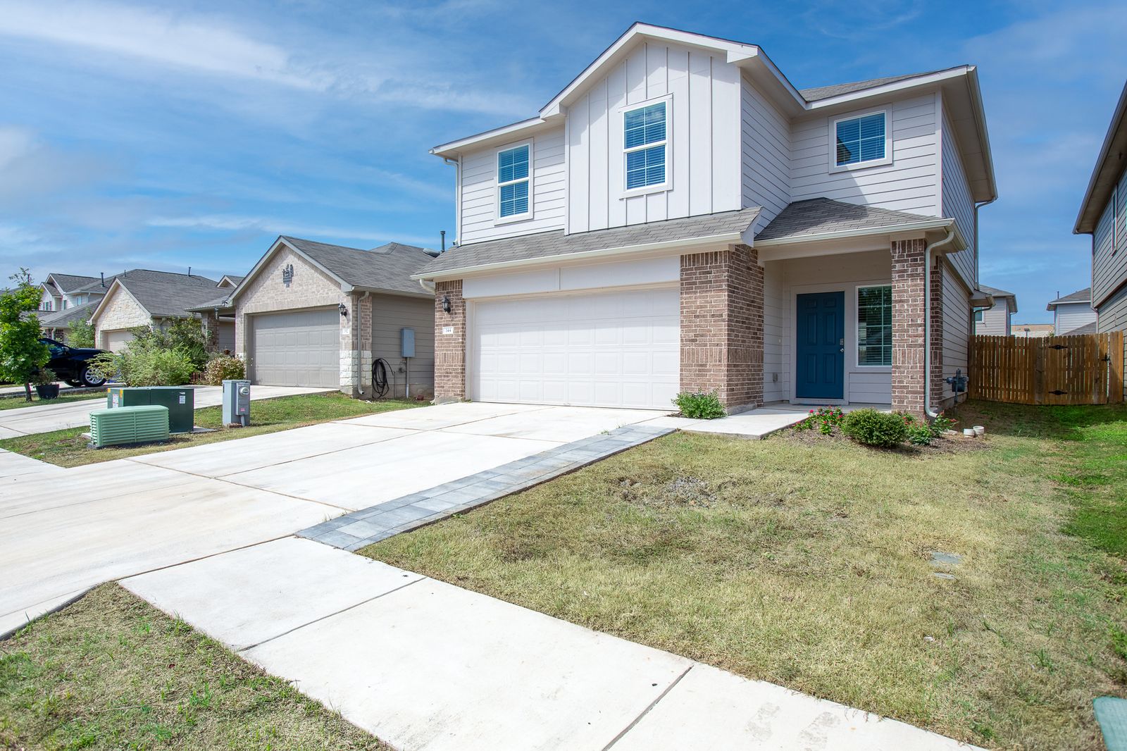 144 Harvest Creek Dr — photo