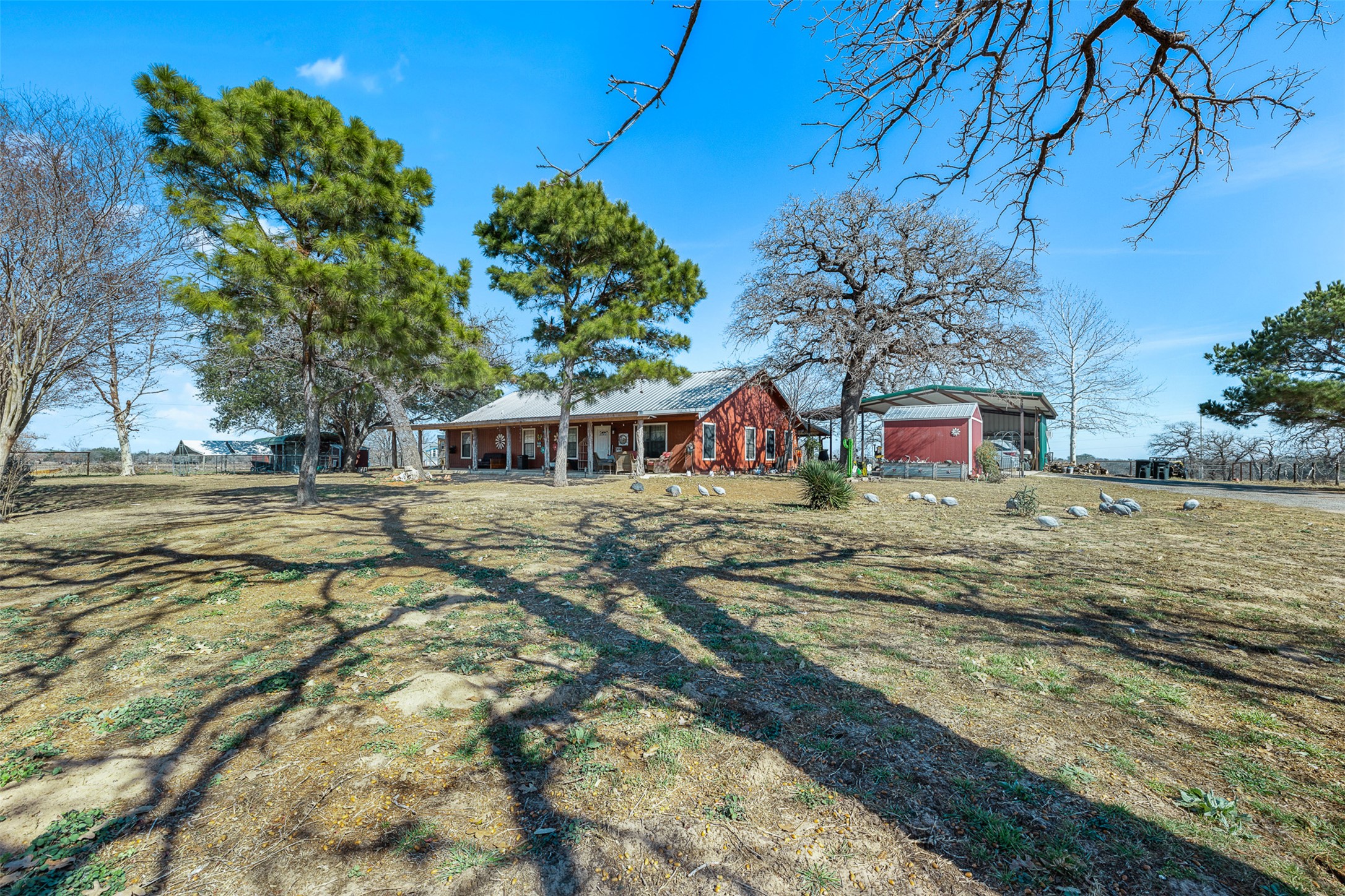 7393 N State Highway 80 — photo