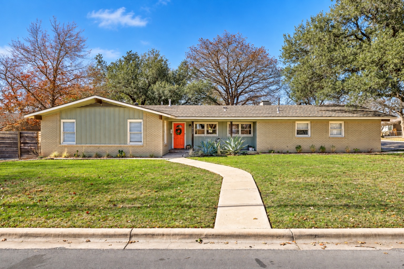 1802 Hutto Road, Georgetown, TX 78626 — photo 2