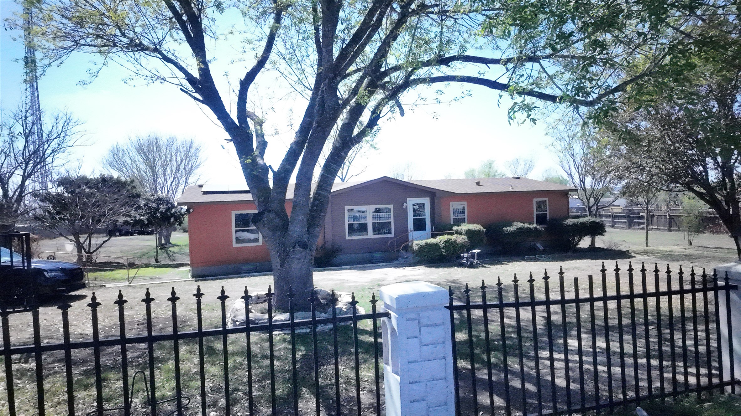 750 High Road, Kyle TX 78640