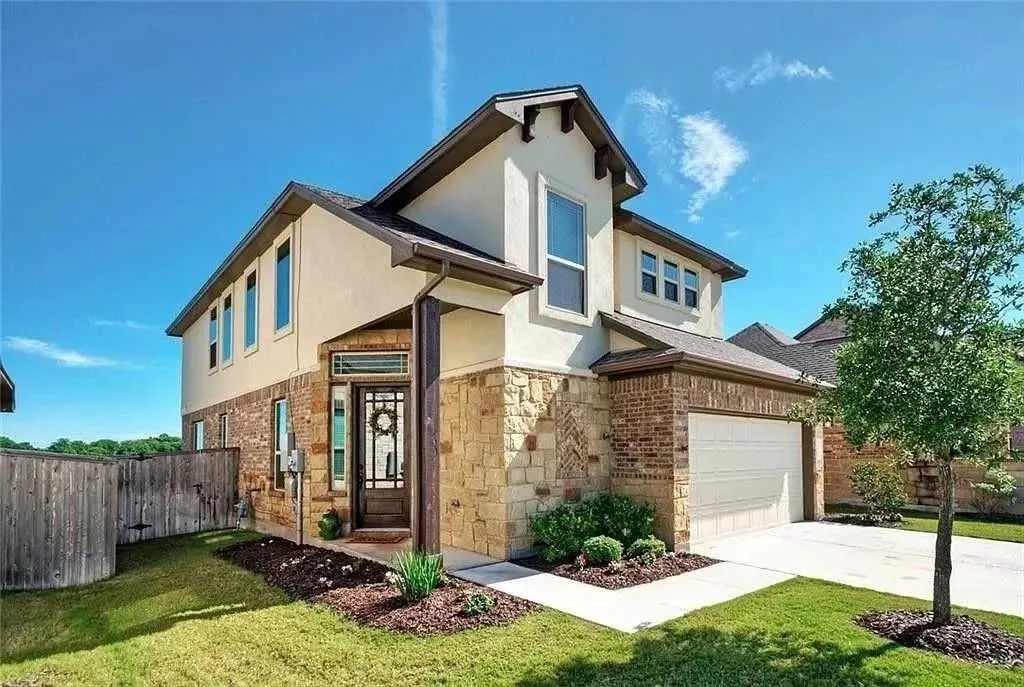 1324 Clearwing Cir — photo