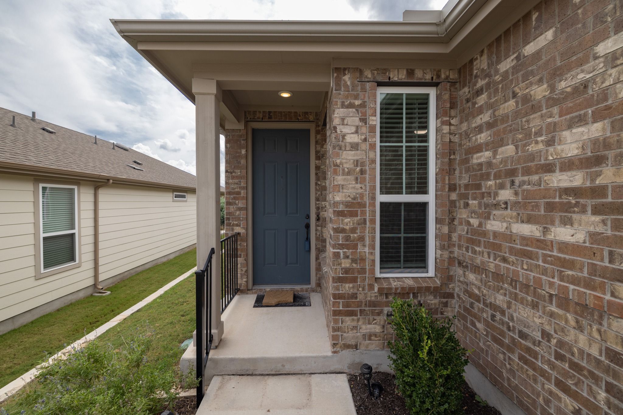 716 Kitty Hawk Road, Georgetown, TX 78633 — photo 3