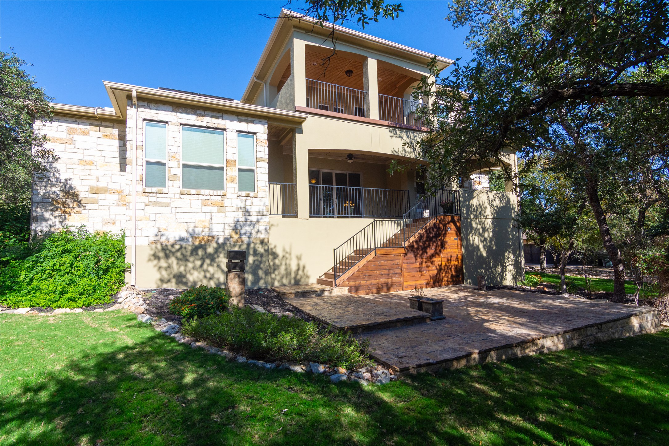 316 Chadwick Dr — photo