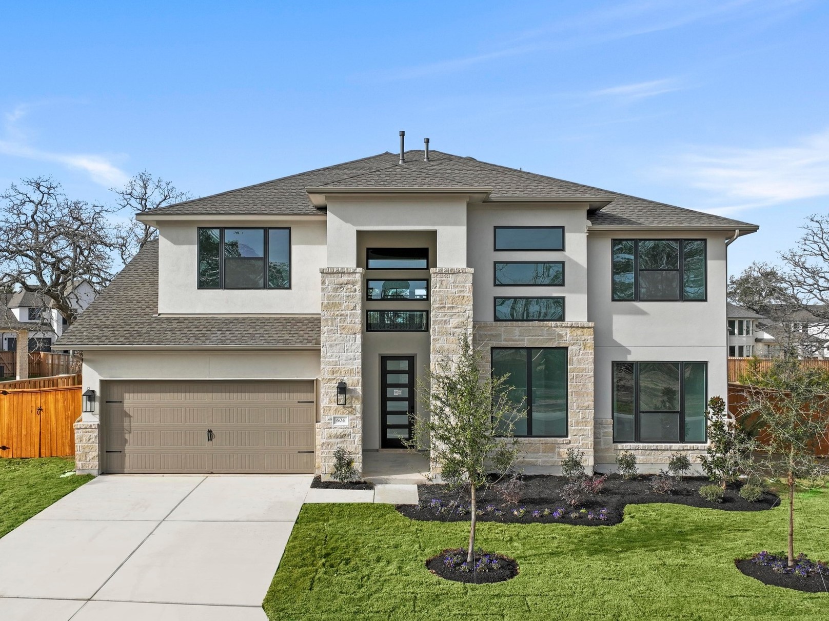 604 Lightstone Dr — photo