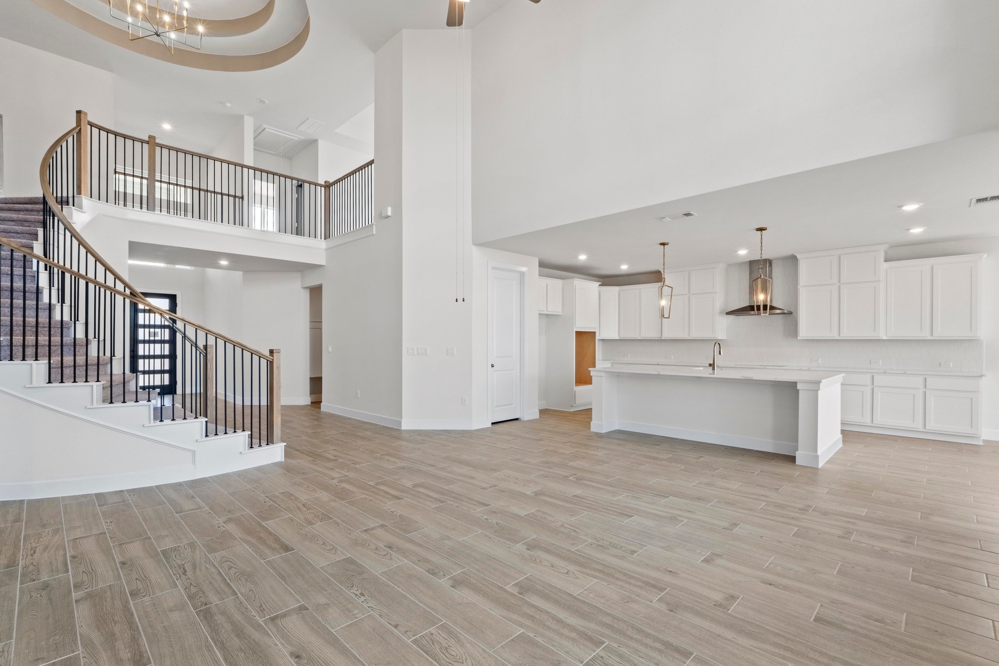 604 Lightstone Drive, Georgetown, TX 78633 — photo 2
