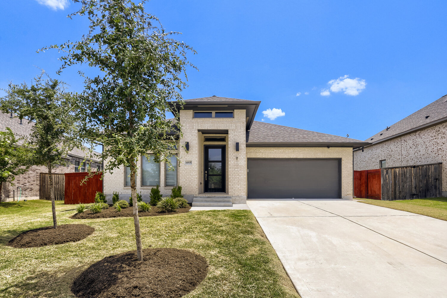 14505 Kira Ln — photo