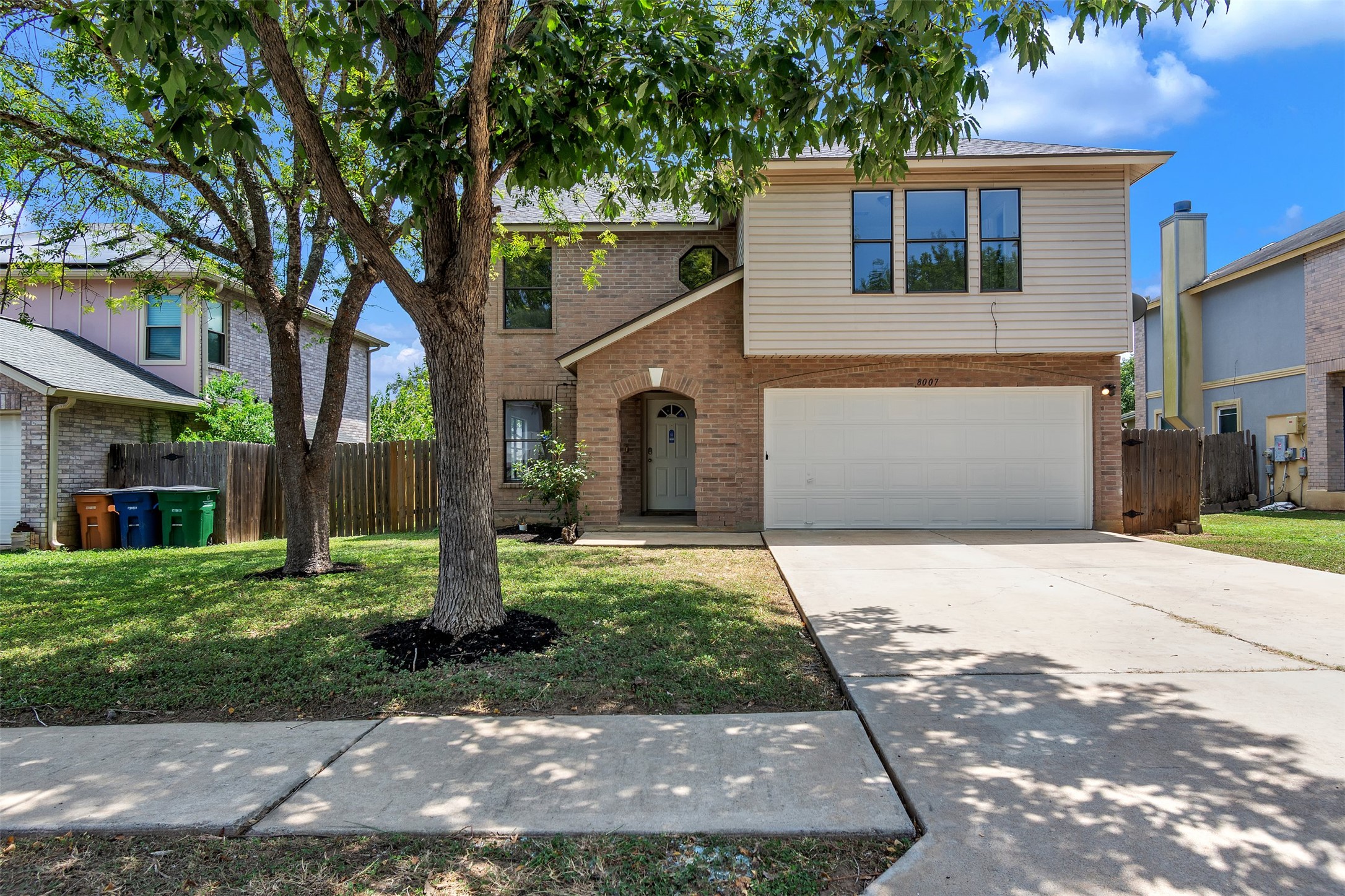 8007 Bramble Bush Dr — photo