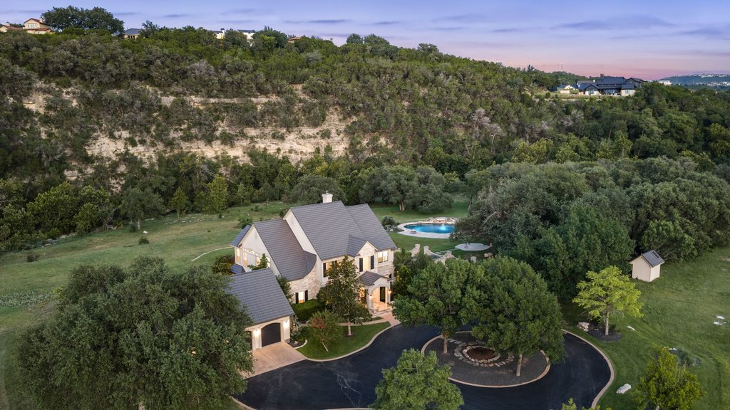 4605 Wild Cow CV — photo