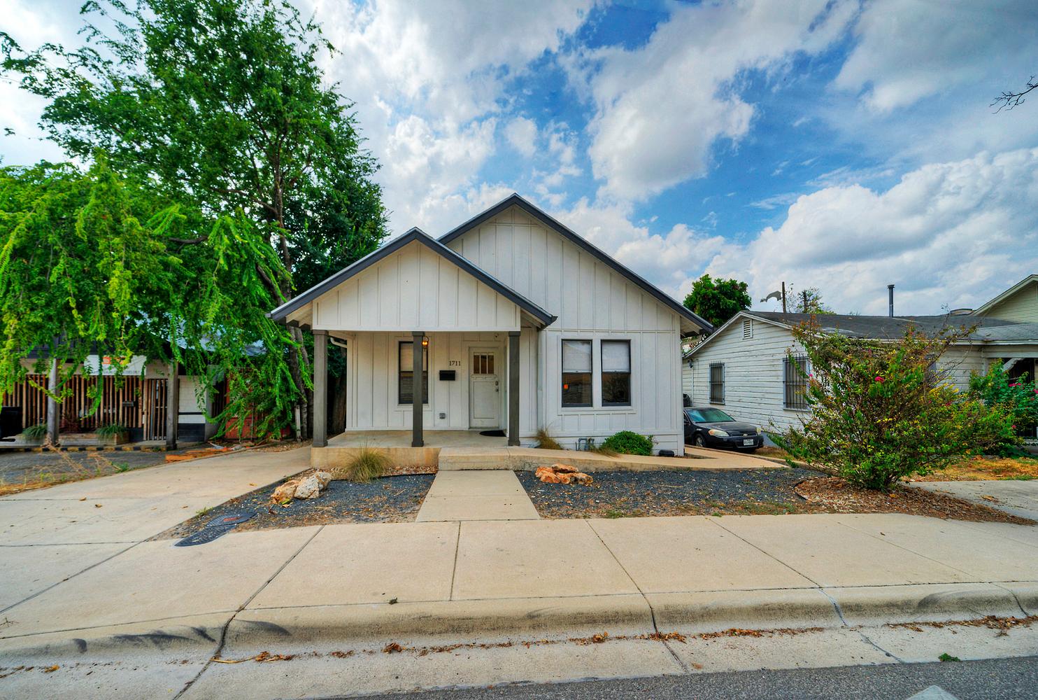 1711 E 7th Street, Austin, TX 78702 — photo 3