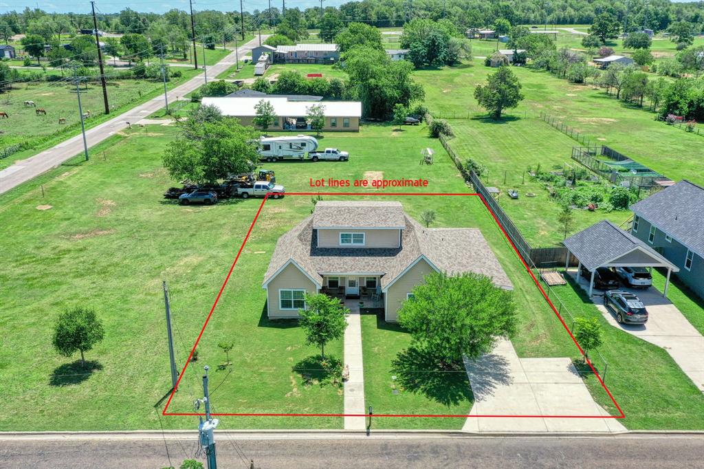 2409 Pecan St — photo