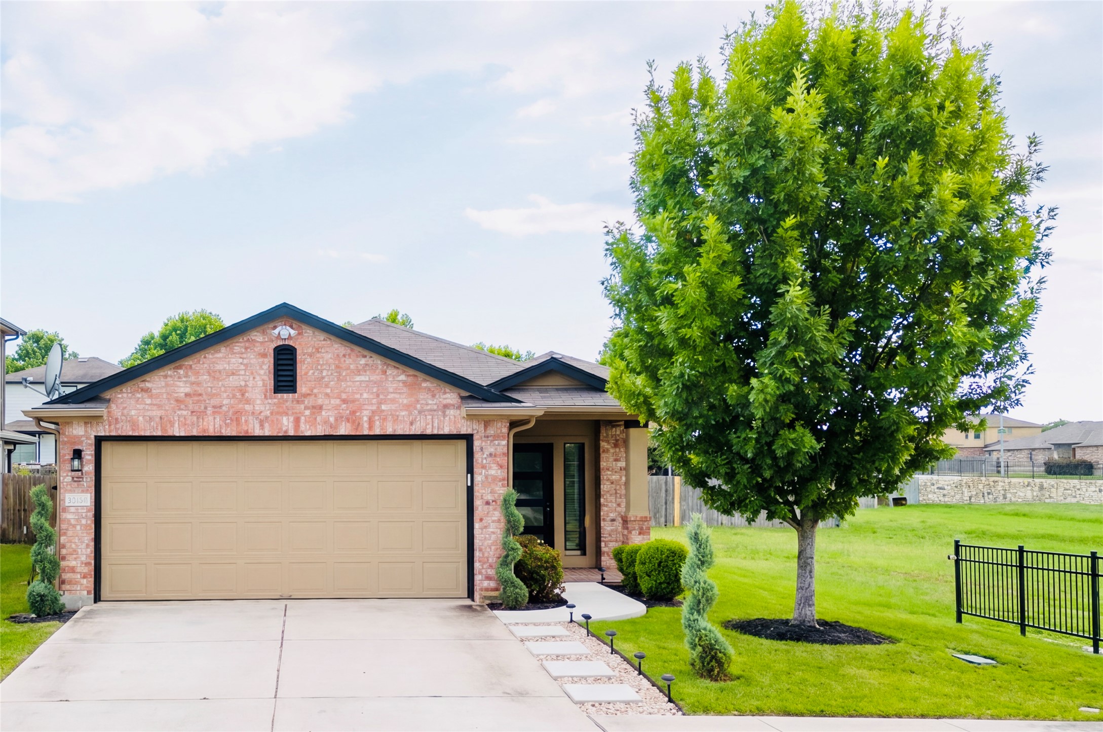 12307 Walter Vaughn Dr — photo