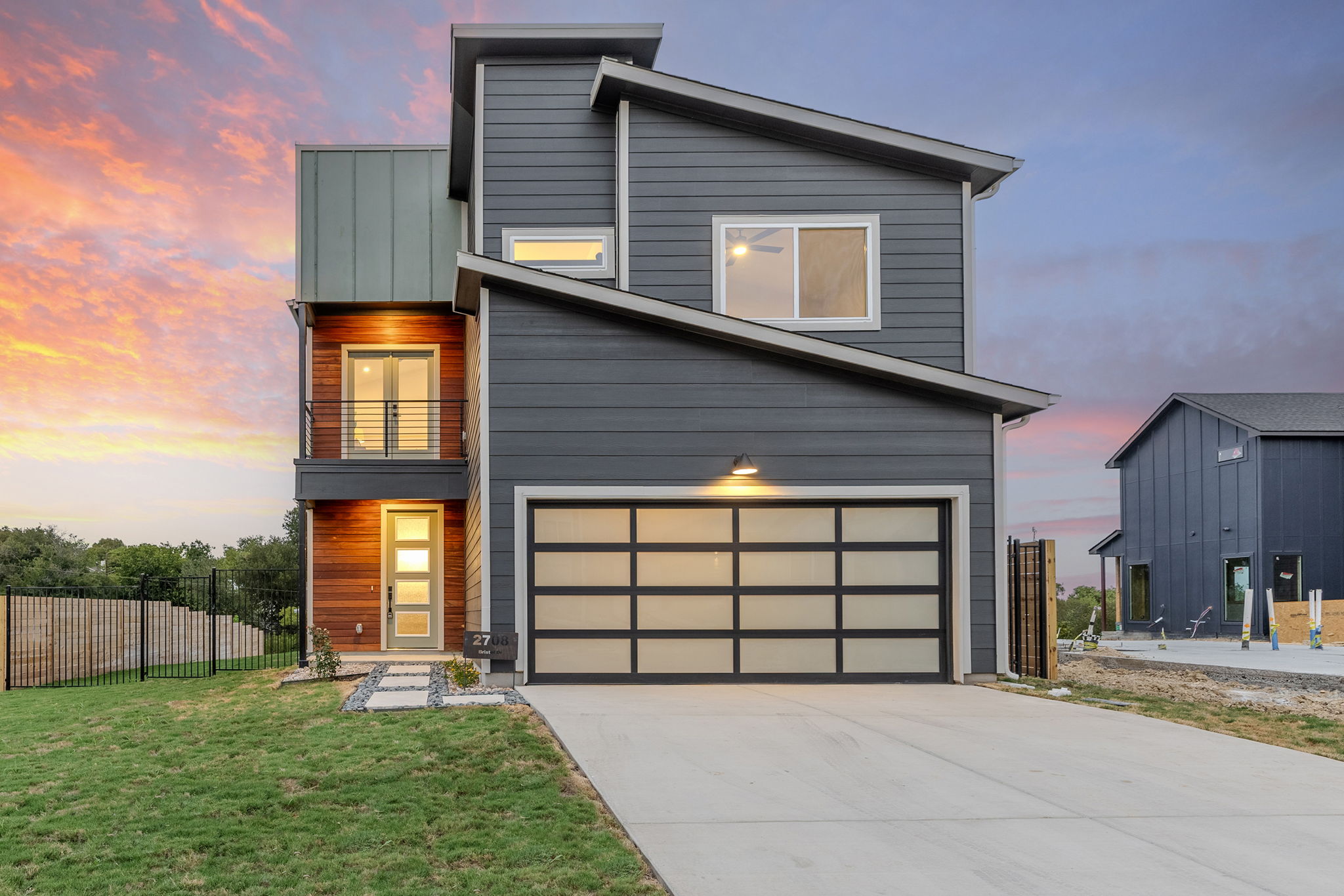 2708 Bristol Dr — photo