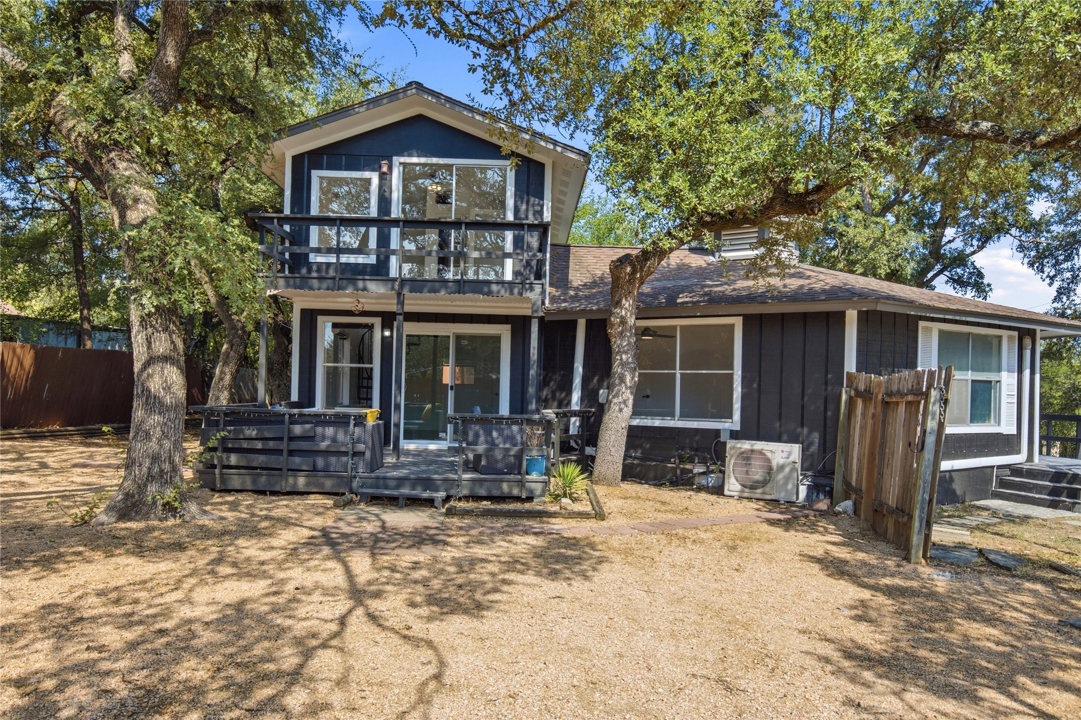 1902 Whitebead Trl — photo