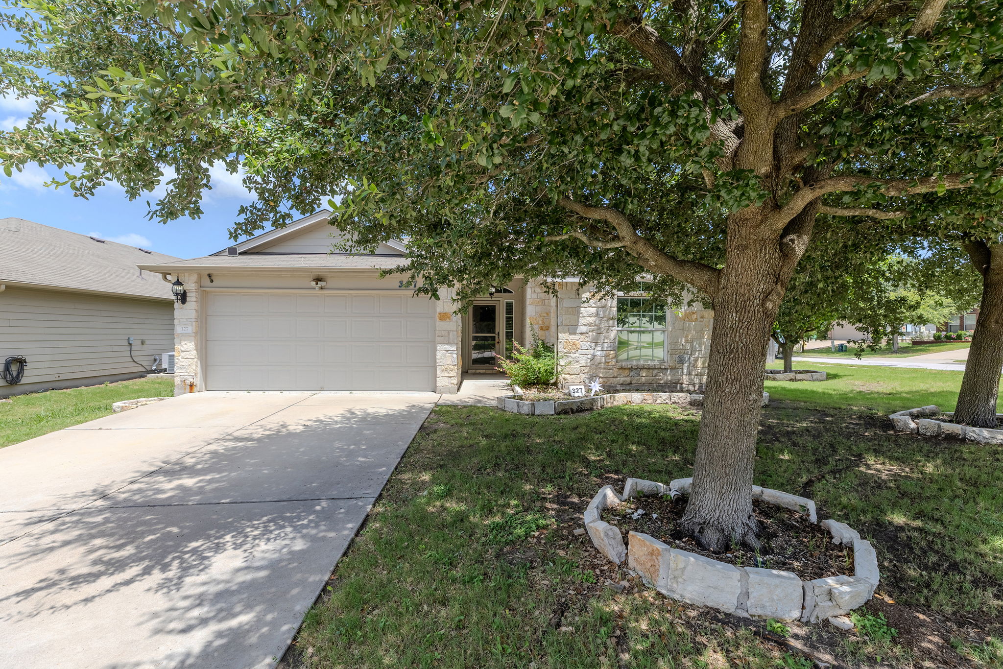 327 Comal Run — photo