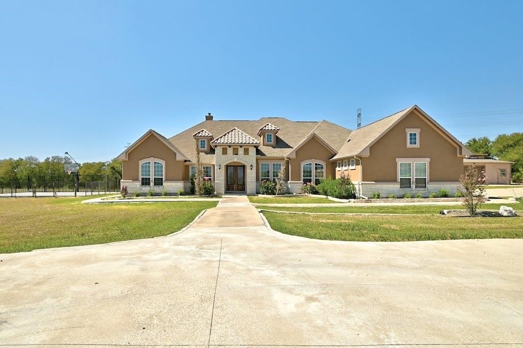 7300 Gilbert Road, Manor, TX 78653 — photo 2