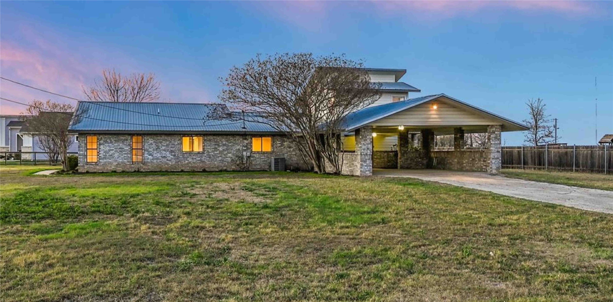 122 Forest Lake Dr — photo