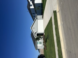 261 Yellowstone Dr — photo