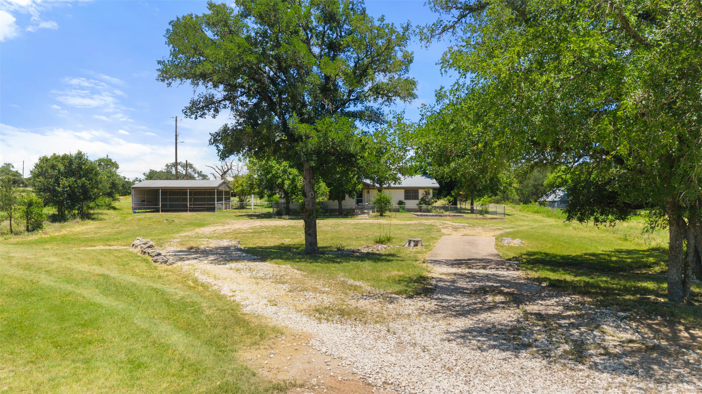 6571 County Road 340 — photo