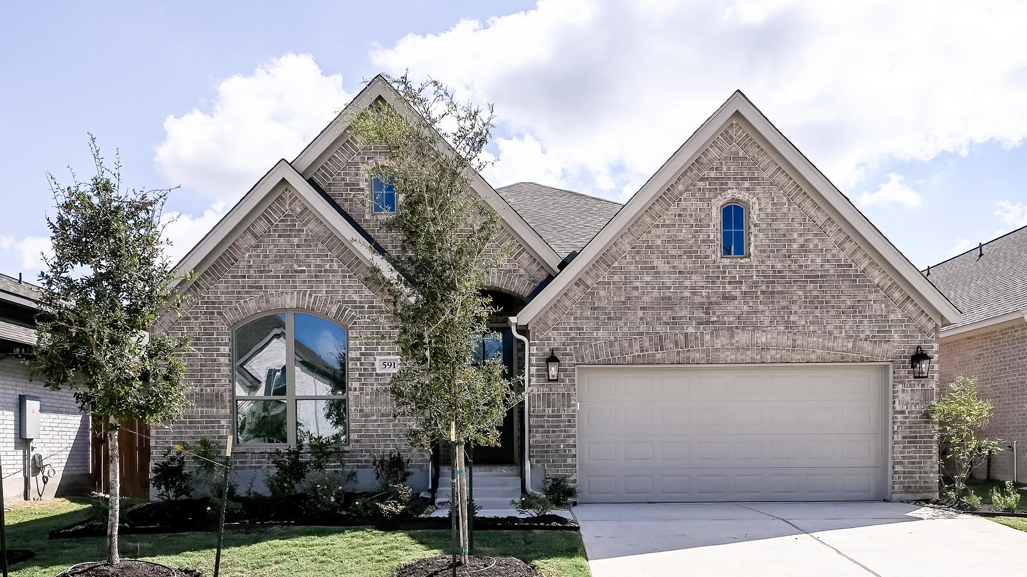 591 Bay Breeze Dr — photo