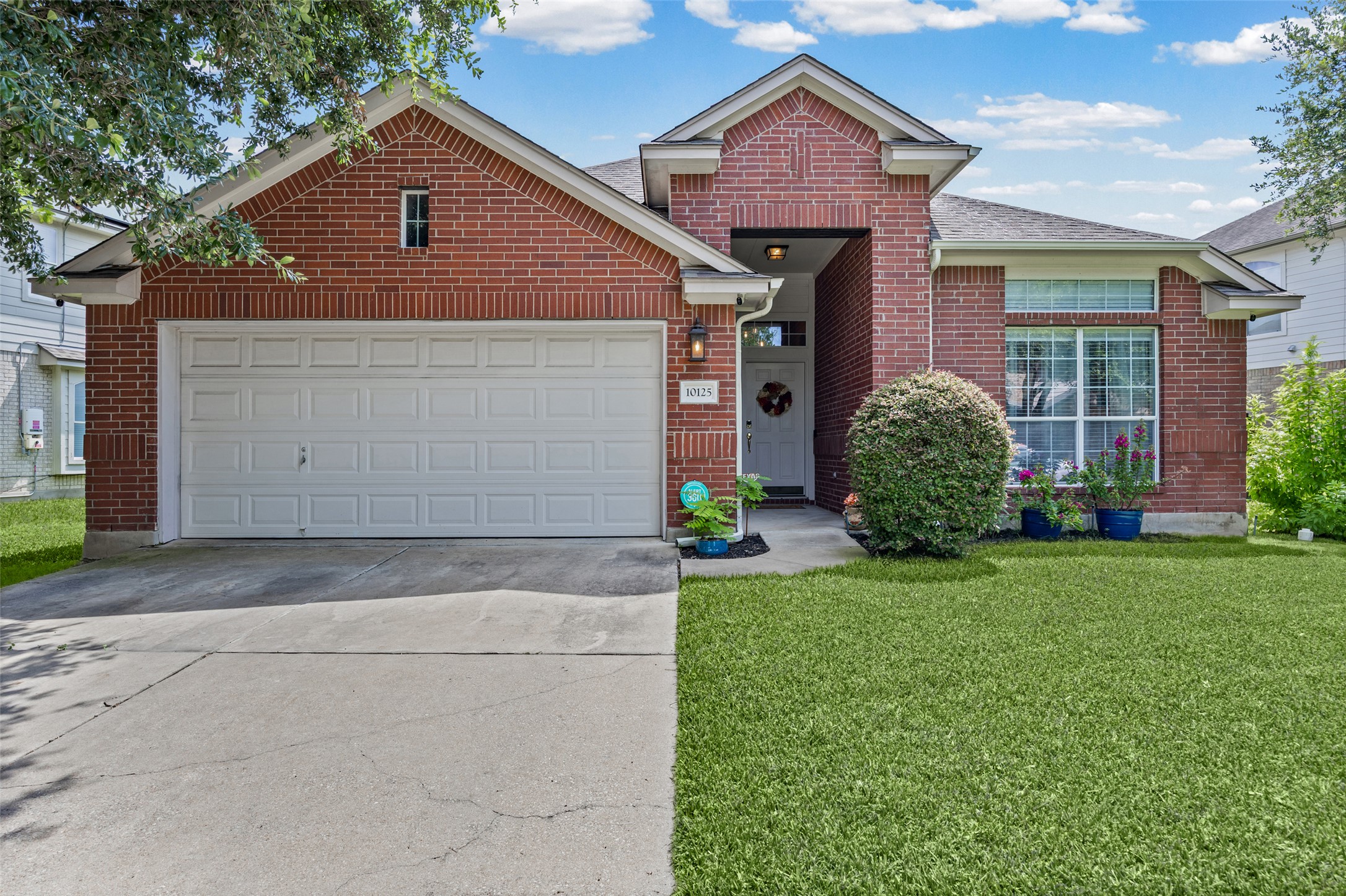 10125 Anahuac Trl — photo