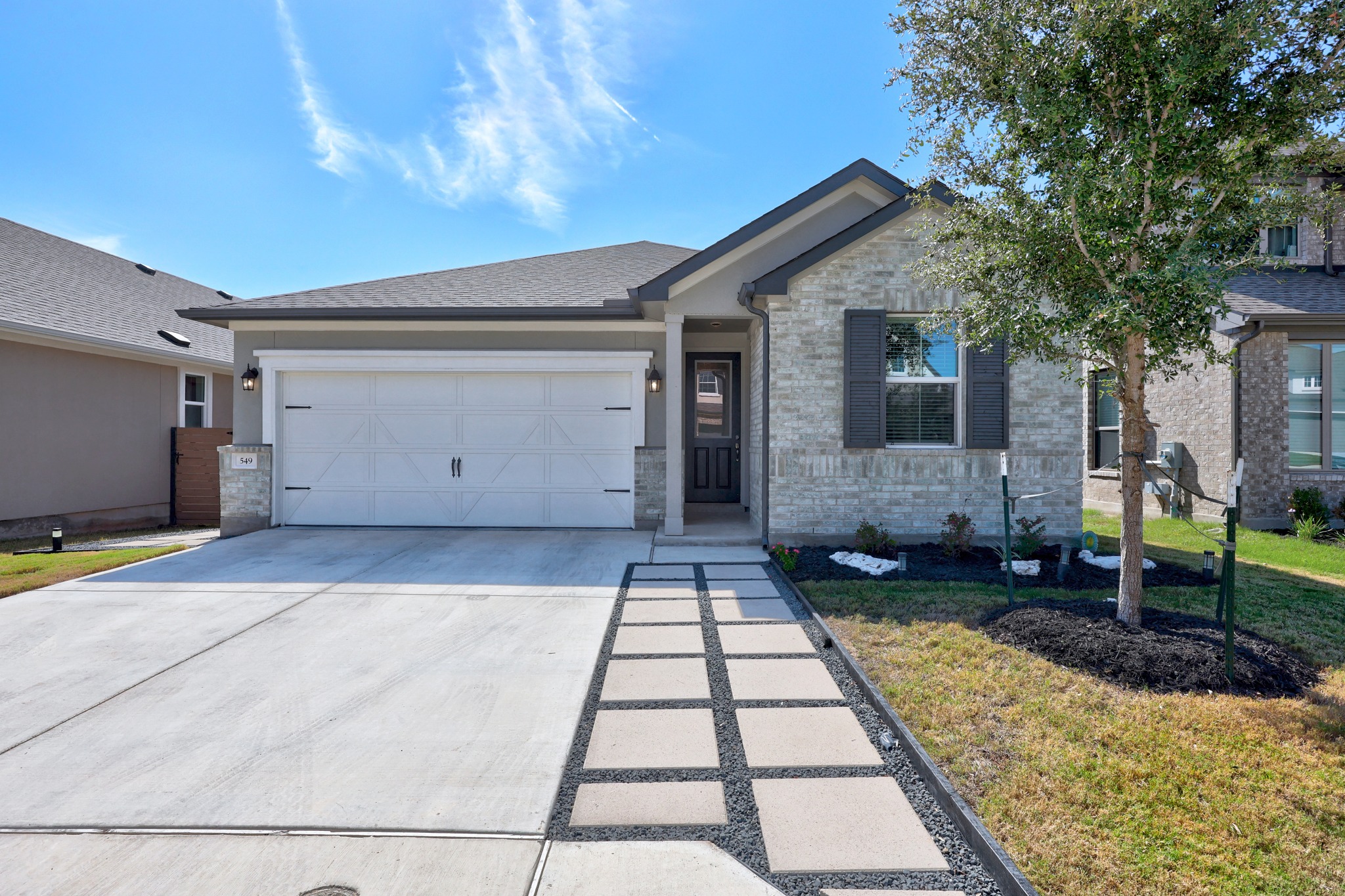 549 Raleigh Dr — photo