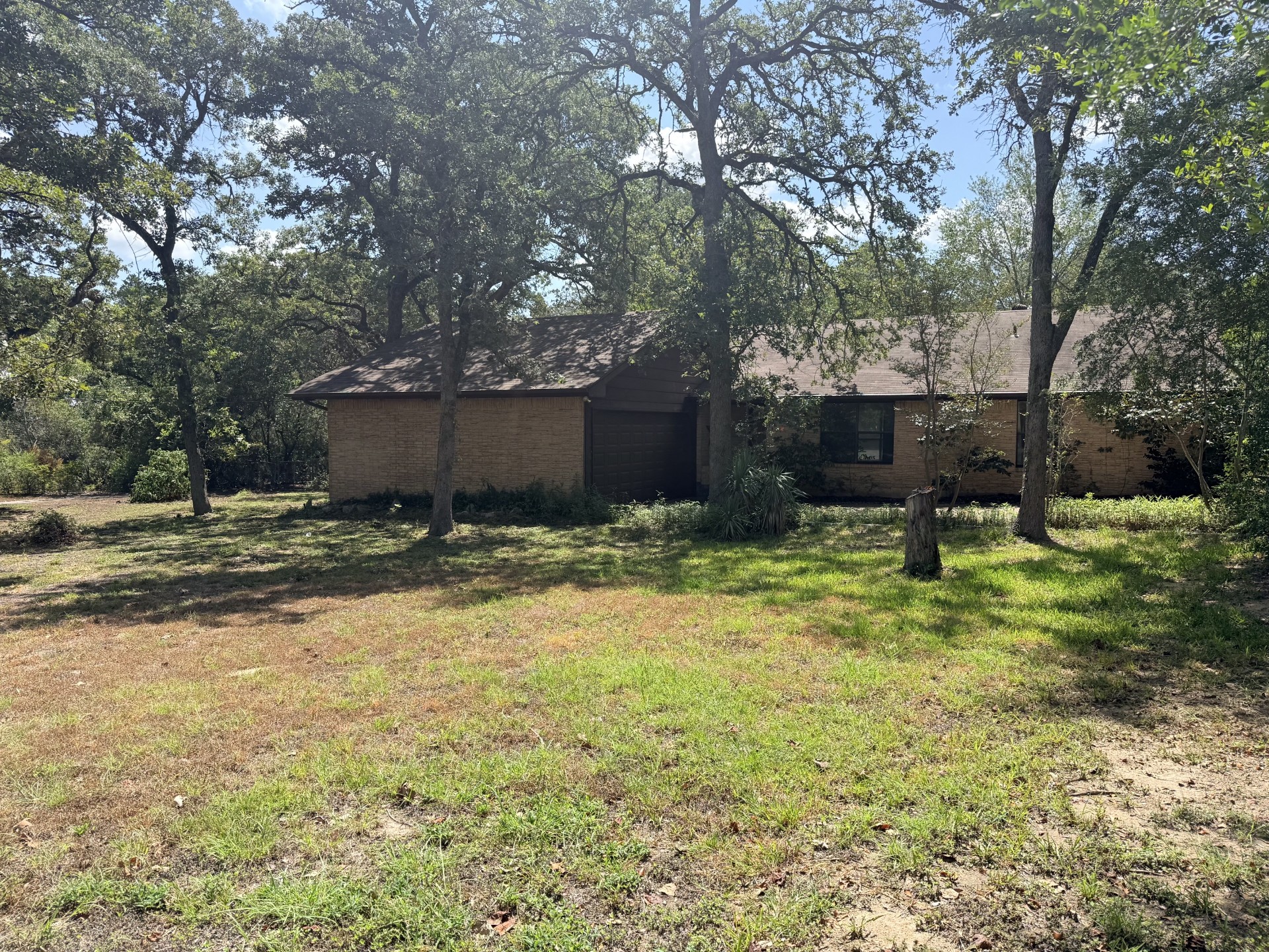 109 Pine Cone Ln — photo
