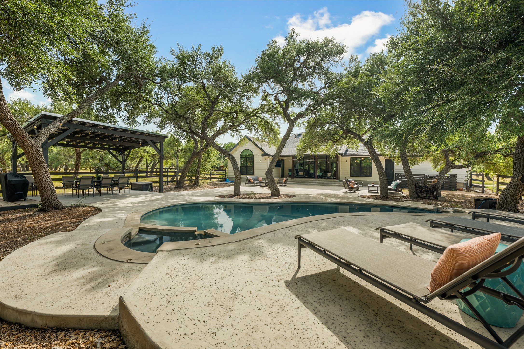 115 Sundown Rdg — photo