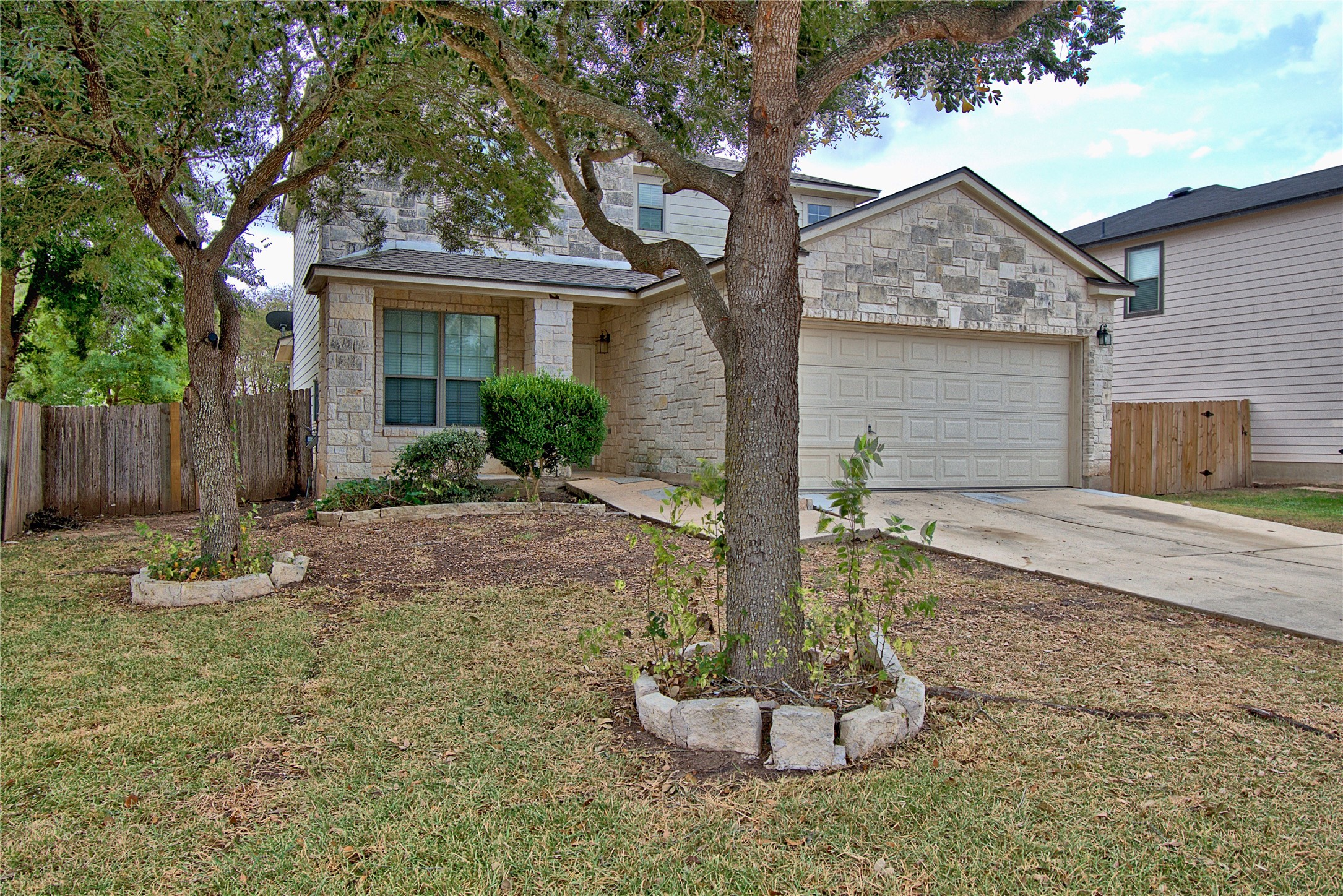 711 Abundance Ln — photo