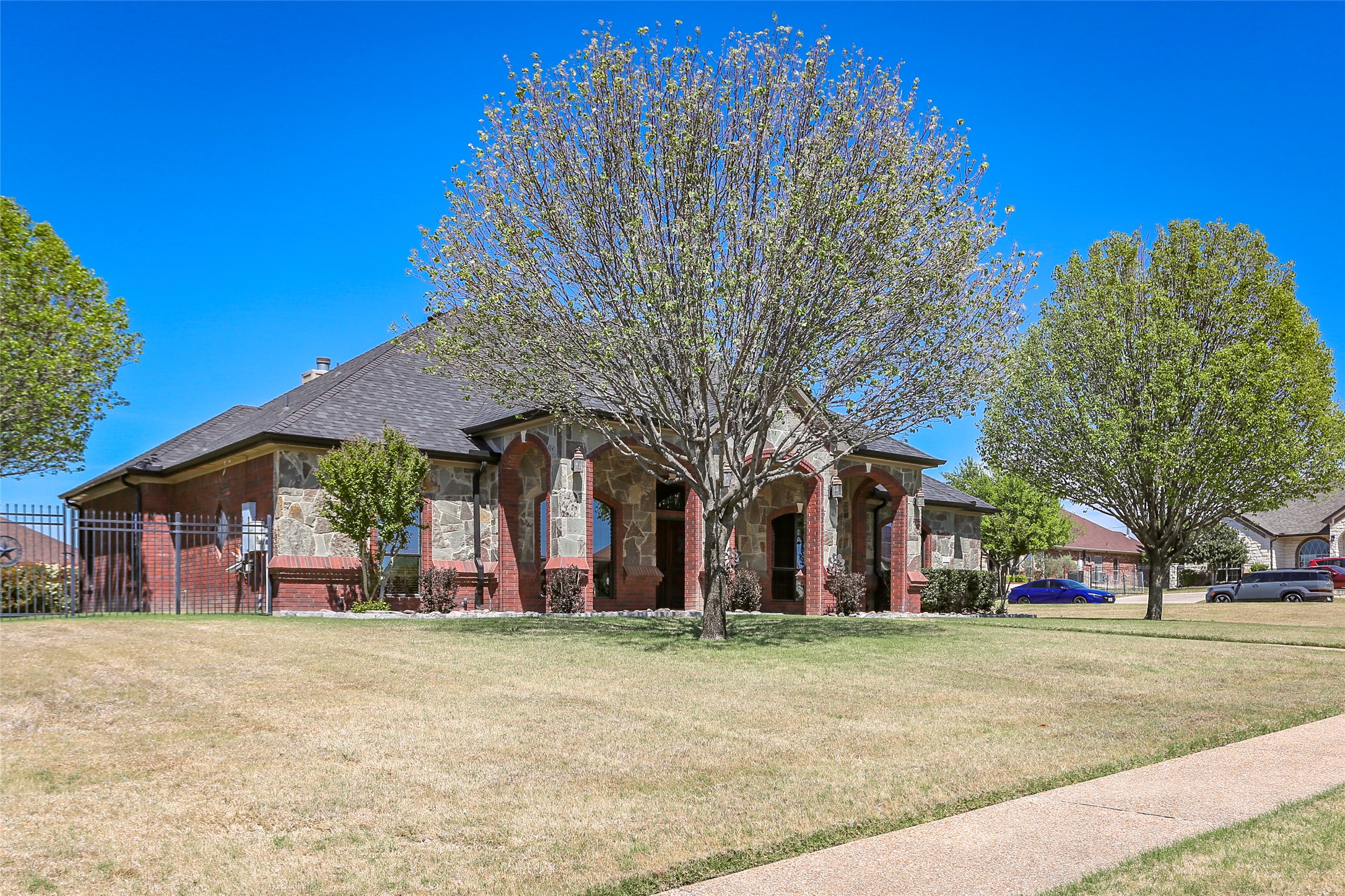 5207 Driftwood Ct — photo