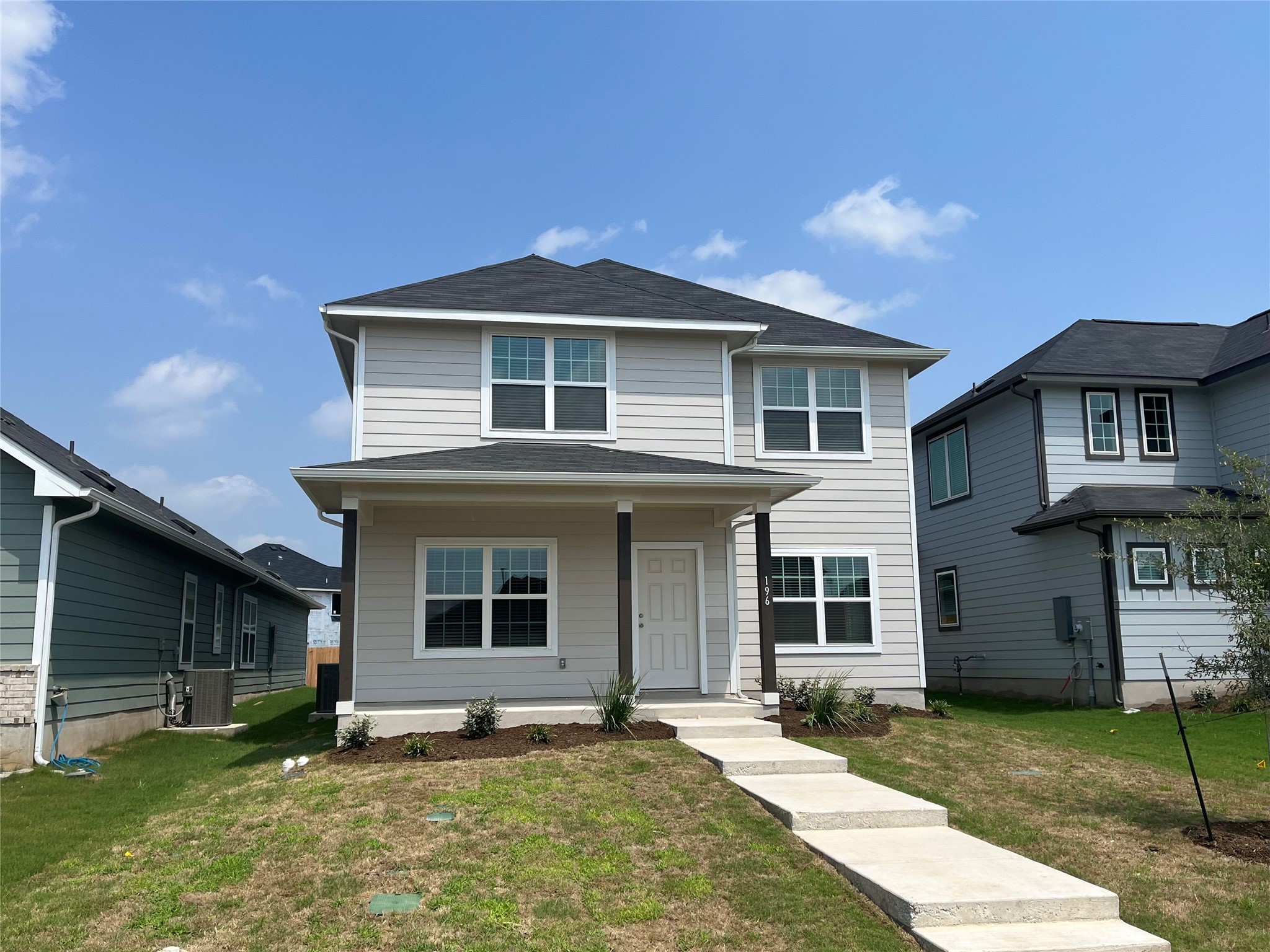 196 Zion Dr — photo