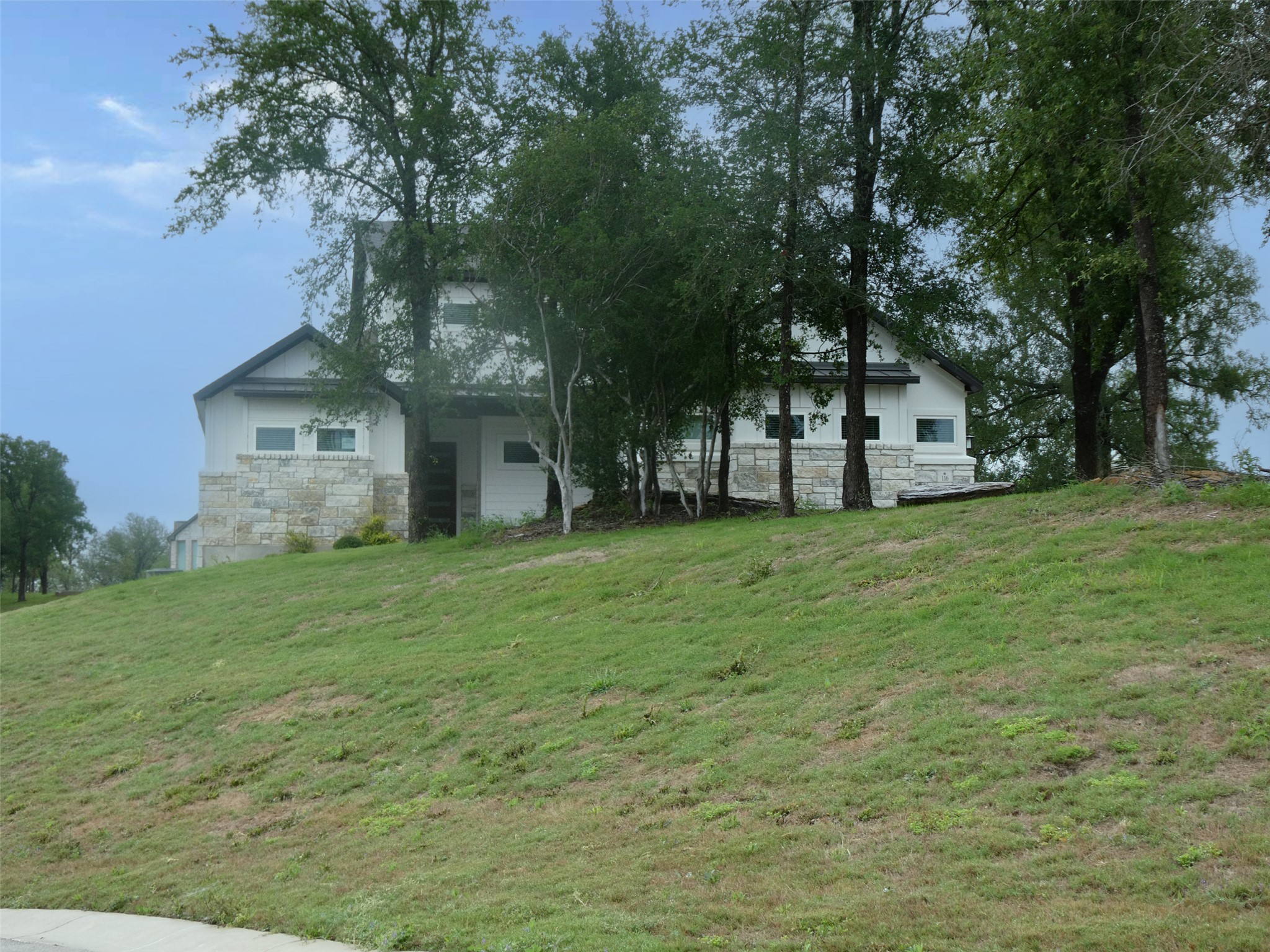 116 Merlin Ct — photo