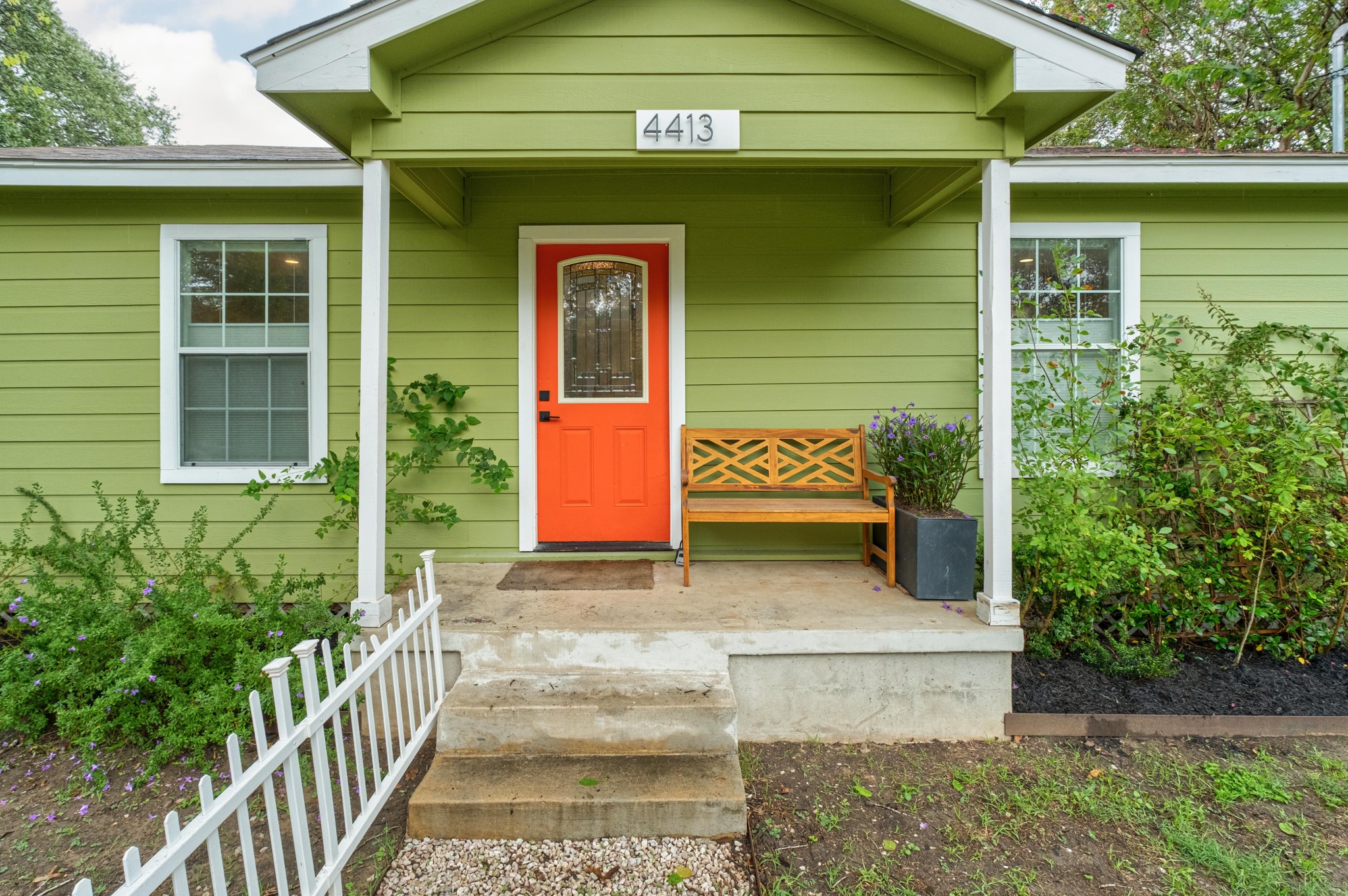 4413 Merle Dr Unit 1 — photo