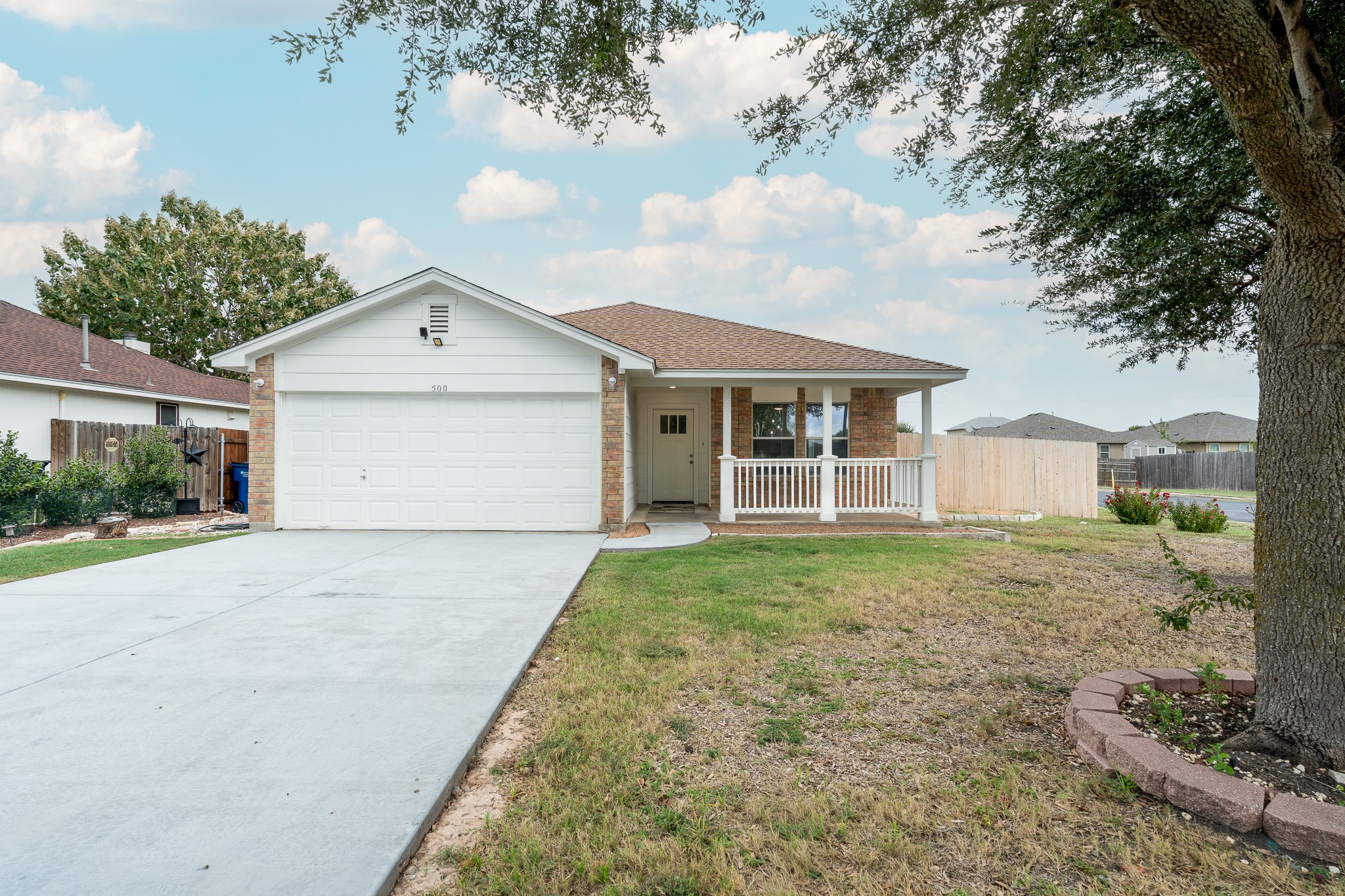 500 Mitchell Dr — photo
