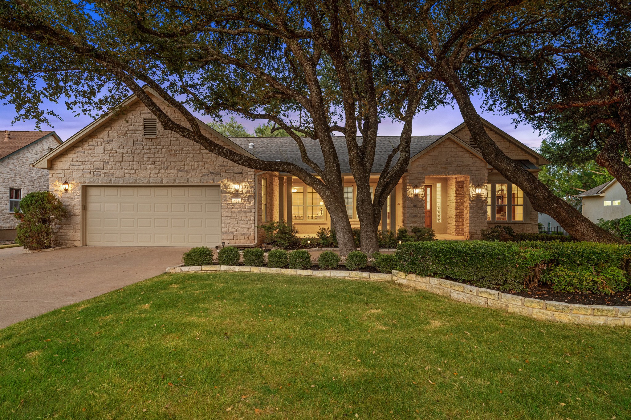 103 Black Walnut Cir — photo