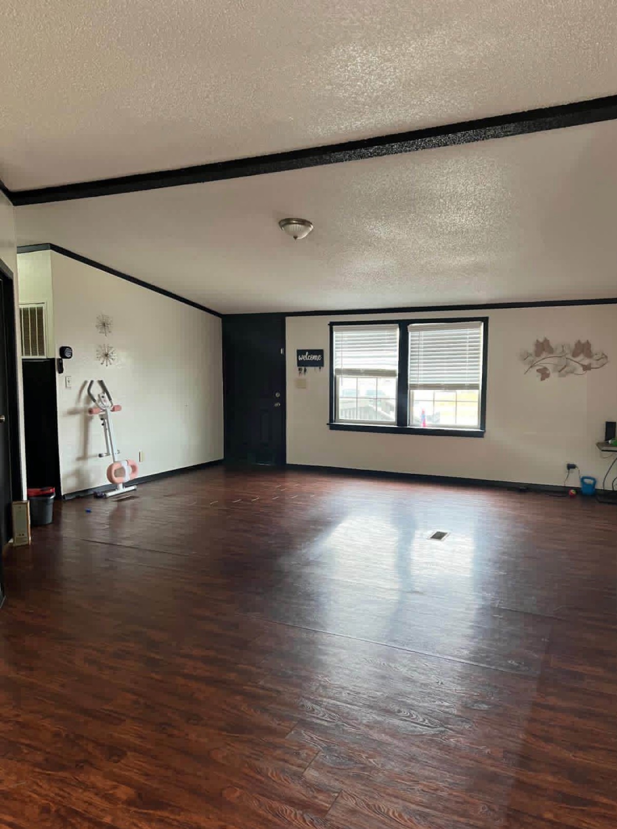 3402 Sevilla Dr — photo